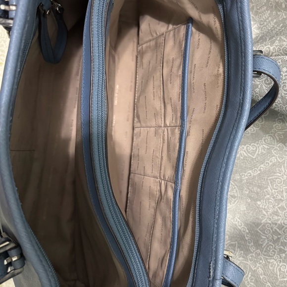 Michael Kors Slate Blue Tote and Wallet Set - Picture 4 of 15